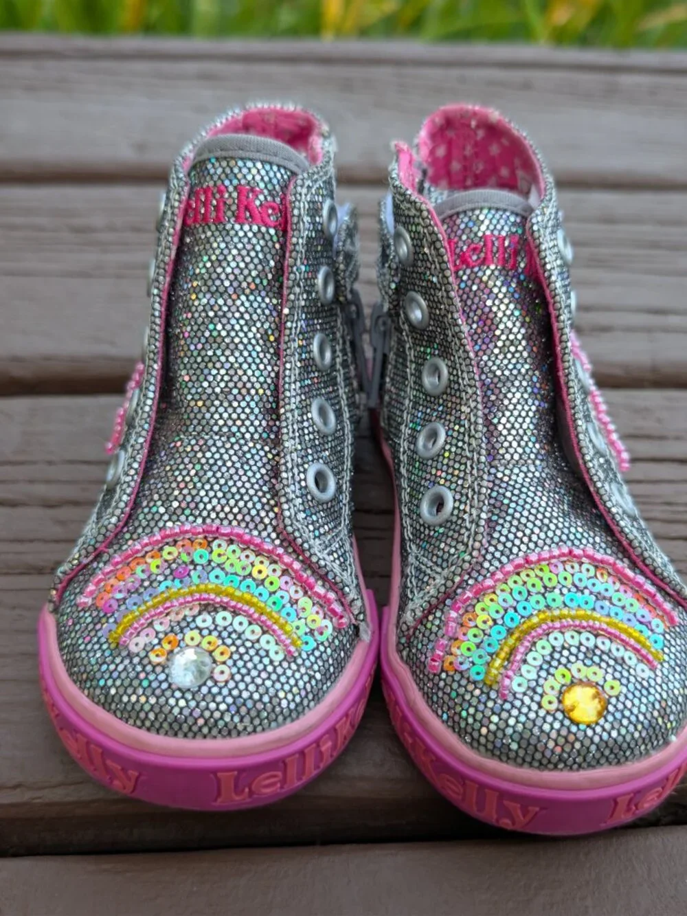 Kids Lelli Kelly Rainbow Sequin High-Top Sneakers Rainbows and Hearts Sz. 24/7.5